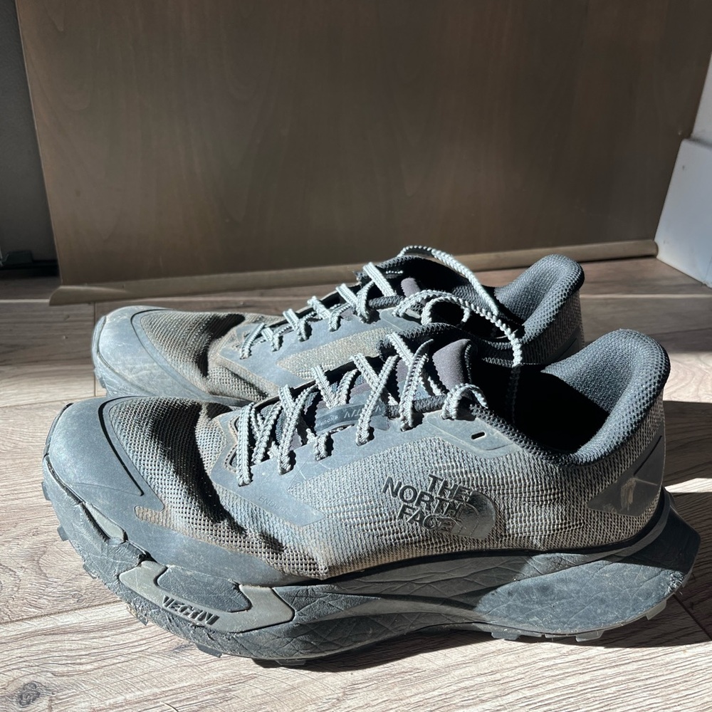 The North Face Men’s VECTIV Enduris 4 trail running shoes